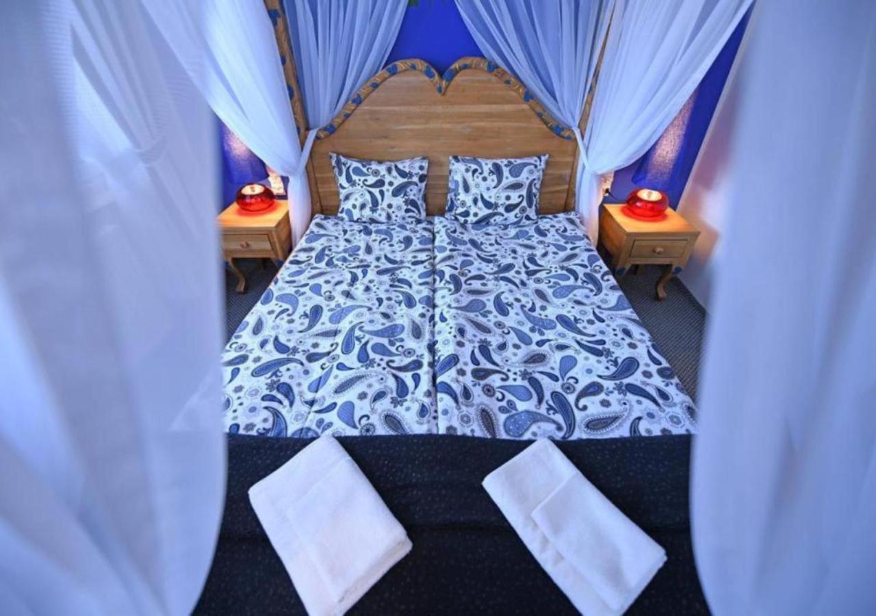 Gosciniec Malinowka Bed and Breakfast Krzeszna Buitenkant foto